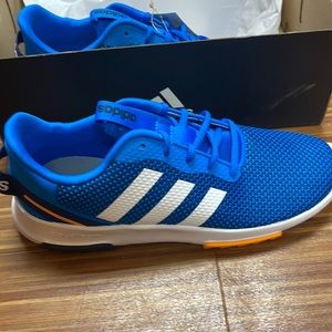 Adidas racer boys size 6.5 blue